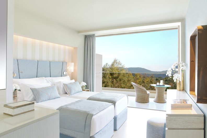 Tiara Holidays - Ikos Dassia - family room inland view